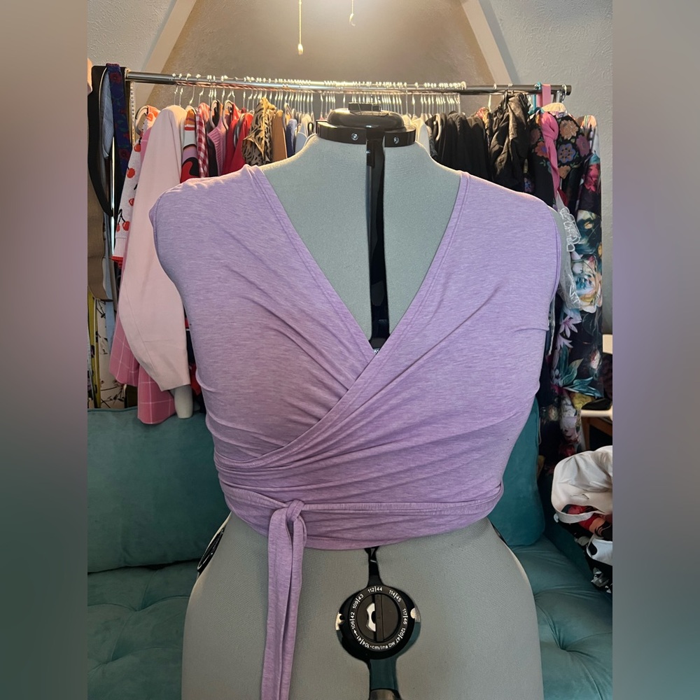 Gap Fit Breathe Wrap Tank